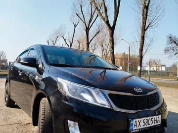 Авто KIA Rio 2013 № 7489000