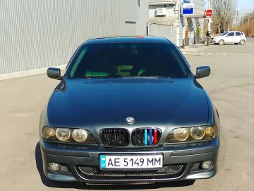 Авто BMW 5 Series 2003 № 7489256