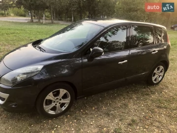 Авто Renault Scenic 2011 № 7489266