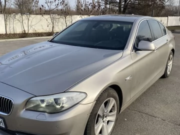 Авто BMW 5 Series 2012 № 7489383
