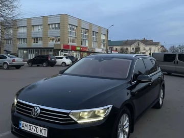 Авто Volkswagen Passat 2016 № 7489400