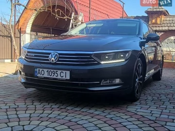 Авто Volkswagen Passat 2017 № 7489412