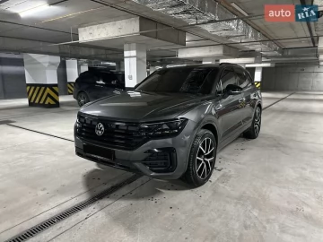 Авто Volkswagen Touareg 2021 № 7489487