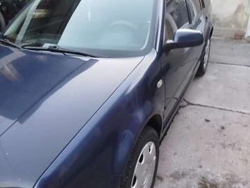 Авто Volkswagen Golf 2000 № 7489736