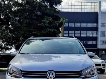 Авто Volkswagen Touran 2015 № 7489758