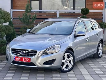 Авто Volvo V60 2012 № 7489769