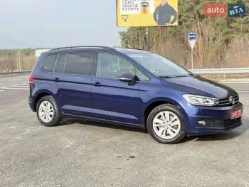 Авто Volkswagen Touran 2021 № 7490346