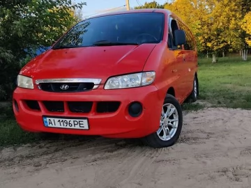 Авто Hyundai H 200 2001 № 7490802