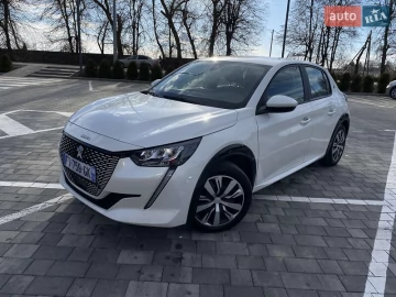 Авто Peugeot E-208 2020 № 7490852