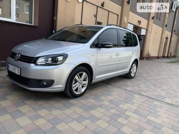 Авто Volkswagen Touran 2012 № 7491538