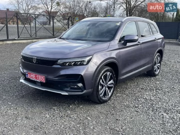 Авто  Et5 2023 № 7491623