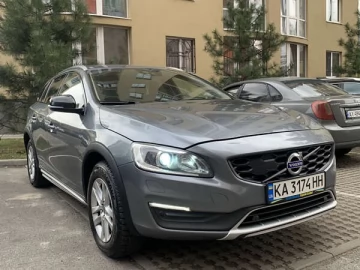 Авто Volvo V60 Cross Country 2017 № 7491804
