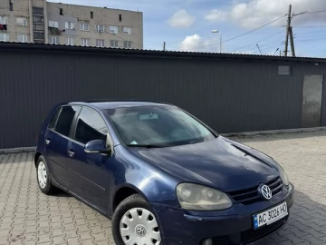 Авто Volkswagen Golf 2004 № 7492319