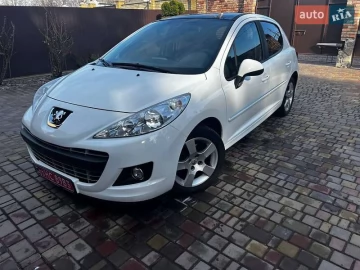 Авто Peugeot 207 2011 № 7492354