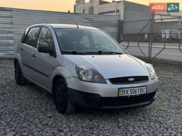 Авто Ford Fiesta 2006 № 7492509