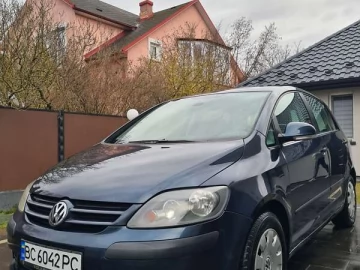 Авто Volkswagen Golf 2005 № 7492923
