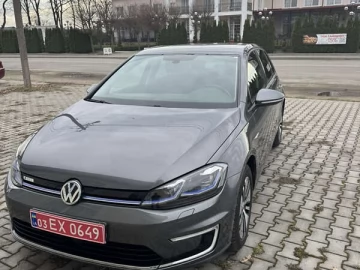 Авто Volkswagen E-Golf 2019 № 7493068