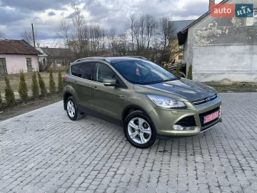 Авто Ford Kuga 2013 № 7493742