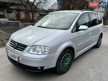 Авто Volkswagen Touran 2005 № 7494610