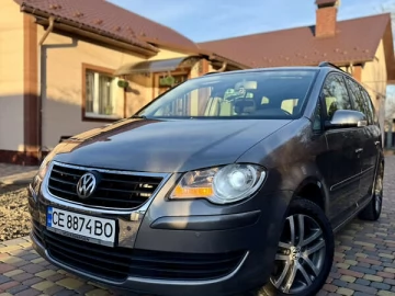Авто Volkswagen Touran 2007 № 7495003