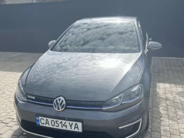 Авто Volkswagen E-Golf 2017 № 7495296