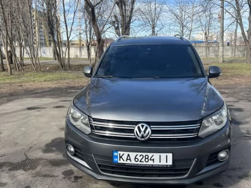 Авто Volkswagen Tiguan 2015 № 7495547