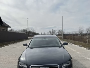 Авто Audi A4 2011 № 7496898