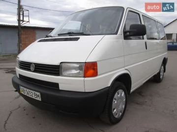 Авто Volkswagen Transporter 2000 № 7497524