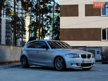 Авто BMW 1 Series 2006 № 7497535