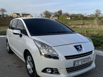 Авто Peugeot 5008 2010 № 7497671
