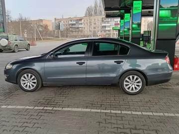 Авто Volkswagen Passat 2010 № 7497683