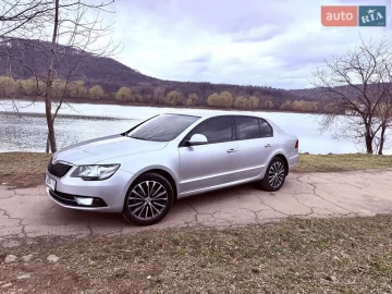 Авто Skoda Superb 2014 № 7497750