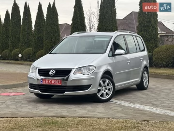 Авто Volkswagen Touran 2008 № 7498435