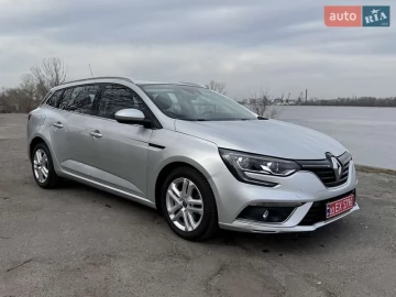 Авто Renault Megane 2018 № 7499365