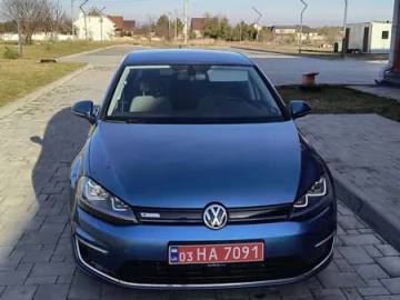 Авто Volkswagen E-Golf 2016 № 7499458