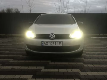 Авто Volkswagen Golf 2010 № 7499548