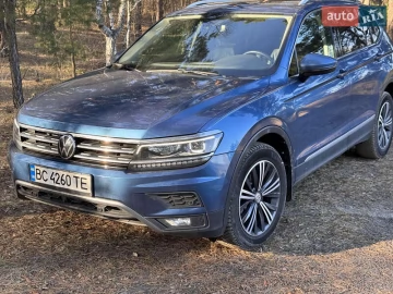 Авто Volkswagen Tiguan 2018 № 7499603