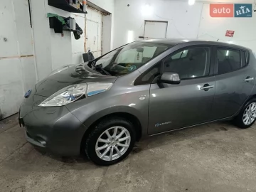 Авто Nissan Leaf 2015 № 7499657