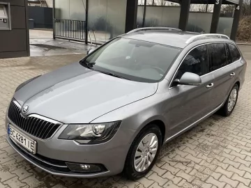 Авто Skoda Superb 2011 № 7499694