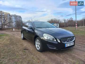 Авто Volvo V60 2012 № 7499814