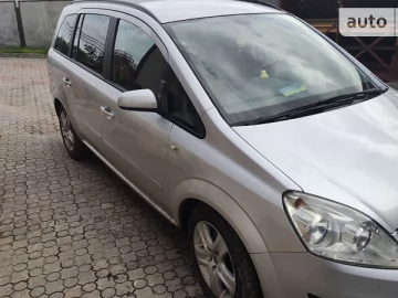 Авто Opel Zafira 2009 № 7499912