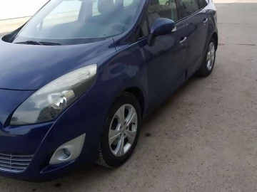 Авто Renault Scenic 2010 № 7500286