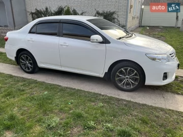 Авто Toyota Corolla 2012 № 7500319