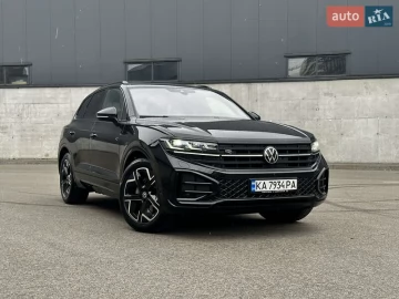 Авто Volkswagen Touareg 2025 № 7500459