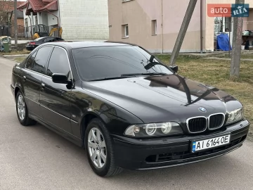 Авто BMW 5 Series 2003 № 7500508