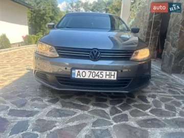 Авто Volkswagen Jetta 2013 № 7500548