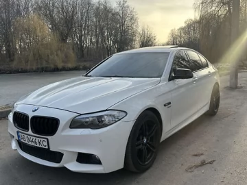 Авто BMW 5 Series 2012 № 7500696