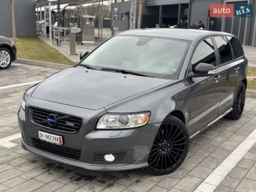 Авто Volvo V50 2012 № 7500992