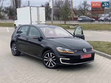 Авто Volkswagen E-Golf 2020 № 7501034