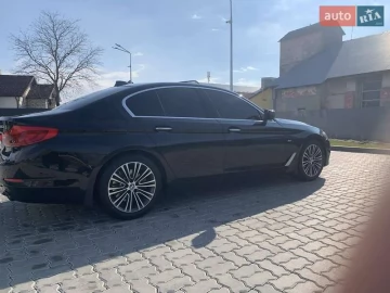 Авто BMW 5 Series 2018 № 7501095